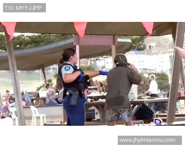 坎贝尔：我当年的速度不亚于范德芬 枪手会牵挂受伤的加布里埃尔